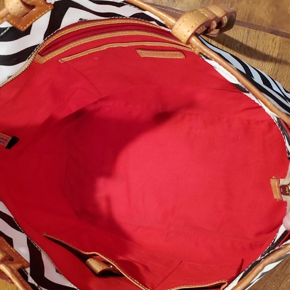 Dooney & Bourke chevron tote large - Picture 11 of 15